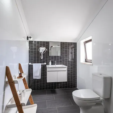 West Side 3* 佩尼契