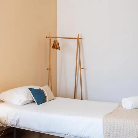 West Side 3* 佩尼契