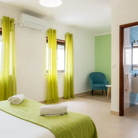 招待所 West Side 佩尼契